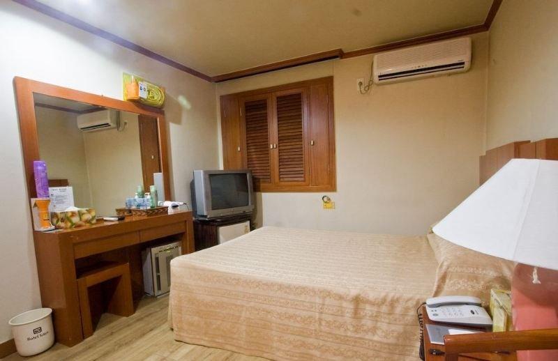Kaya Tourist Hotel Сеул Экстерьер фото